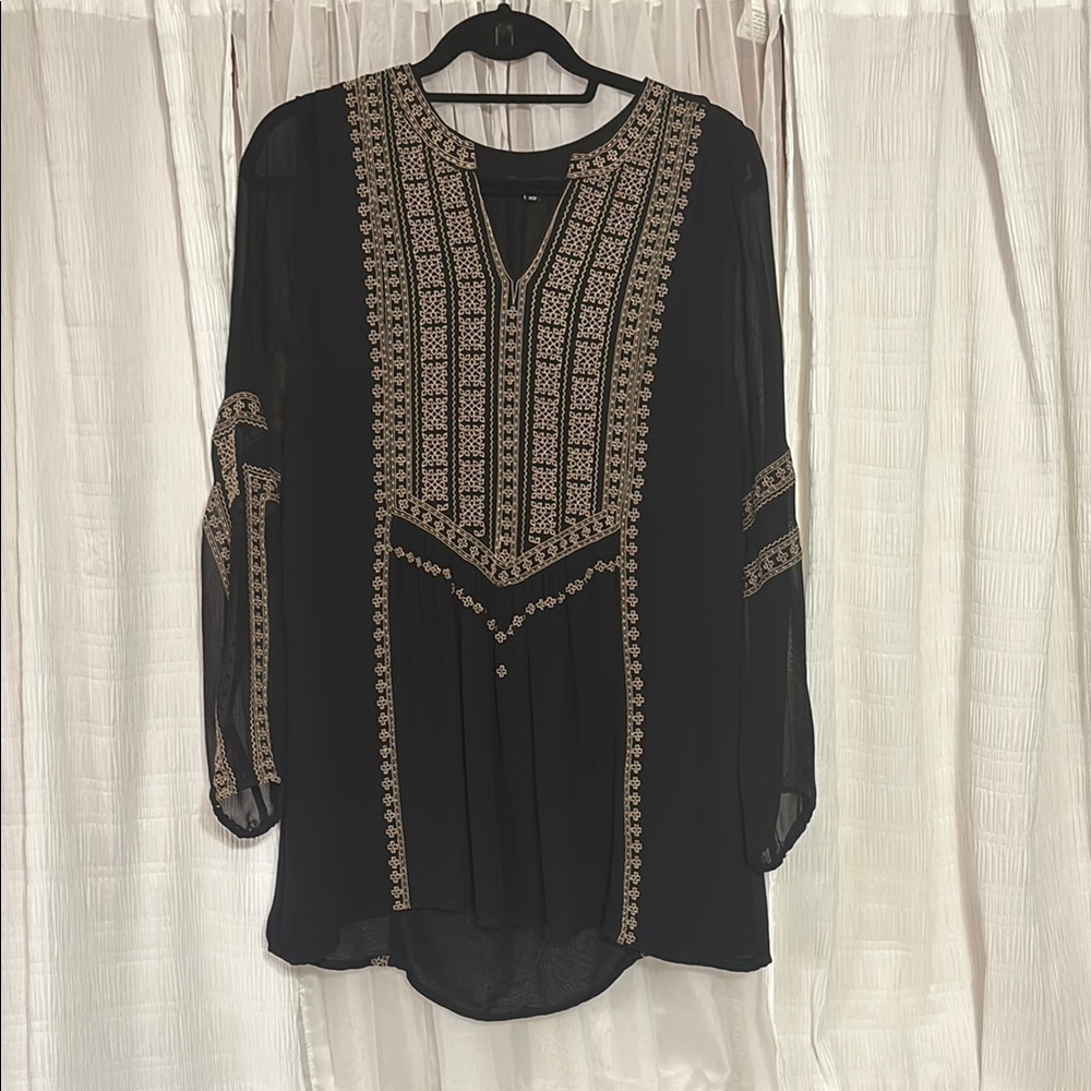BLOUSE of Tolani Black Embellished Bib Collar - Picture 2 of 6